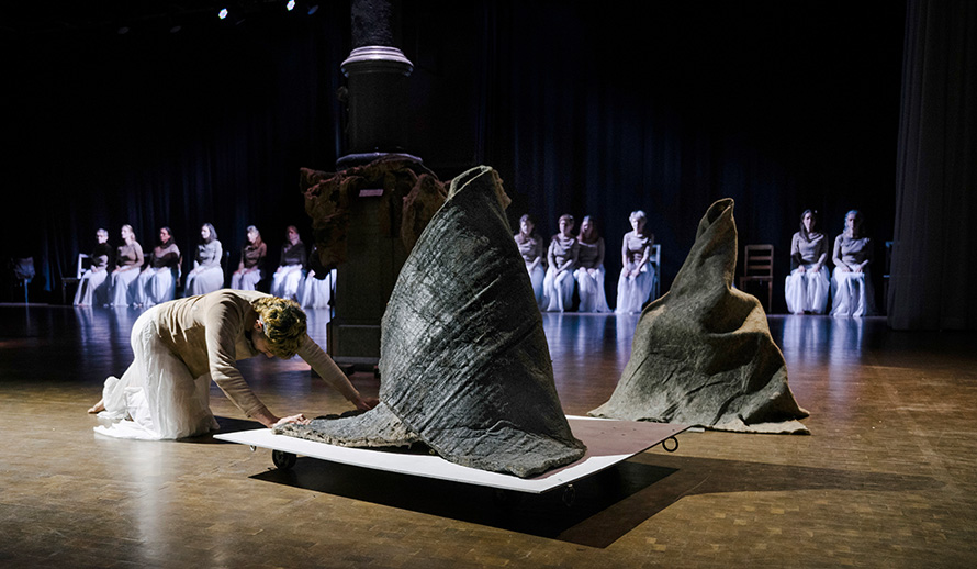 Produktion-Resonanzkoerper-Kunstwerke-Sybille-Fenzel_06